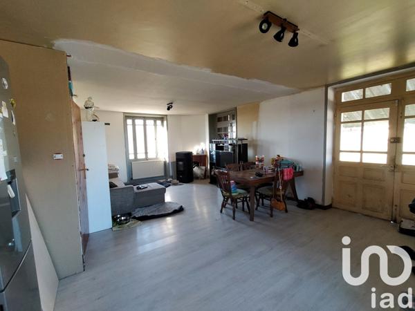 Maison de village 6 pièces de 69 m² à Cressensac (46600)