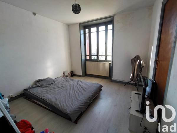 Maison de village 6 pièces de 69 m² à Cressensac (46600)