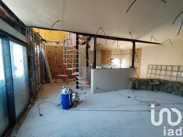 Maison de village 6 pièces de 69 m² à Cressensac (46600)