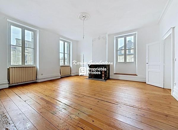 Libourne Centre : Elégant appartement 5 pièce(s) 220 m2 + terrasse + ascenseur