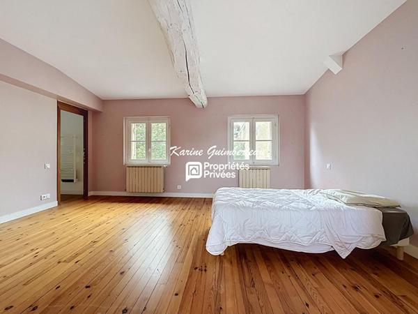 Libourne Centre : Elégant appartement 5 pièce(s) 220 m2 + terrasse + ascenseur