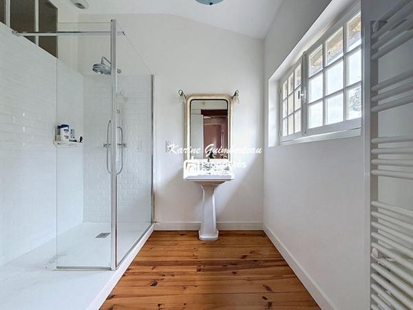 Libourne Centre : Elégant appartement 5 pièce(s) 220 m2 + terrasse + ascenseur