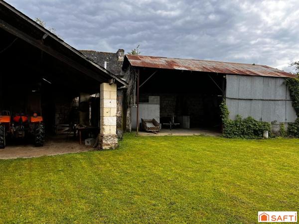 ANCIEN CORPS DE FERME 153 m2 A RENOVER LE THOUREIL