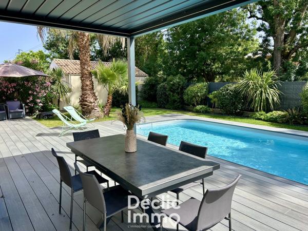 Vente maison Bassens, 134m² 7 pièces 416 000€ avec piscine