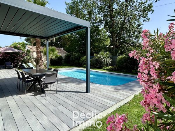 Vente maison Bassens, 134m² 7 pièces 416 000€ avec piscine
