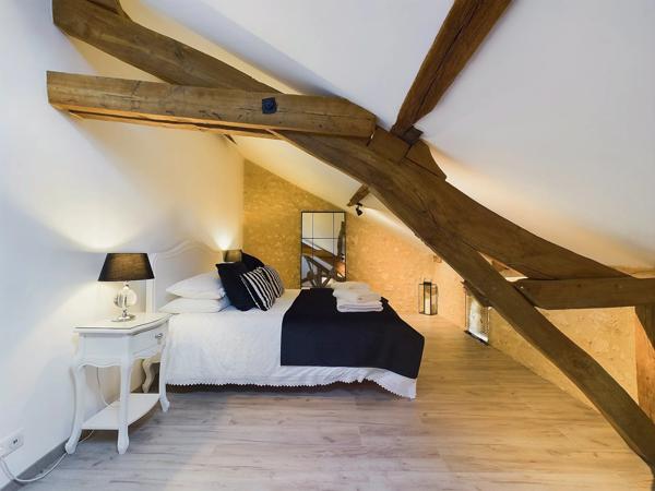 Maison magnifiquement rénovée avec écuries et potentiel de revenus