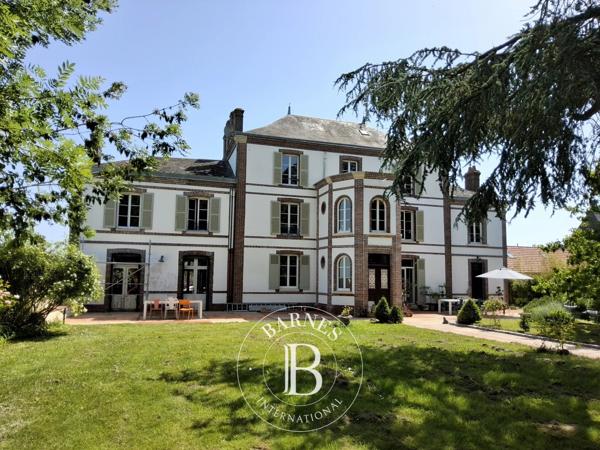 Courville-sur-Eure, Maison 6 Chambres -  370 m² à vendre