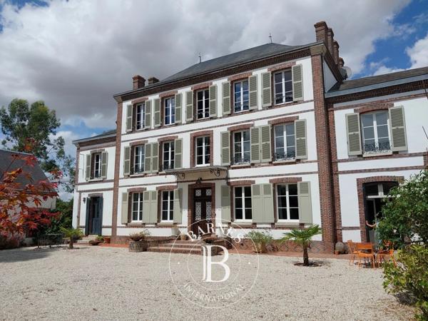 Courville-sur-Eure, Maison 6 Chambres -  370 m² à vendre
