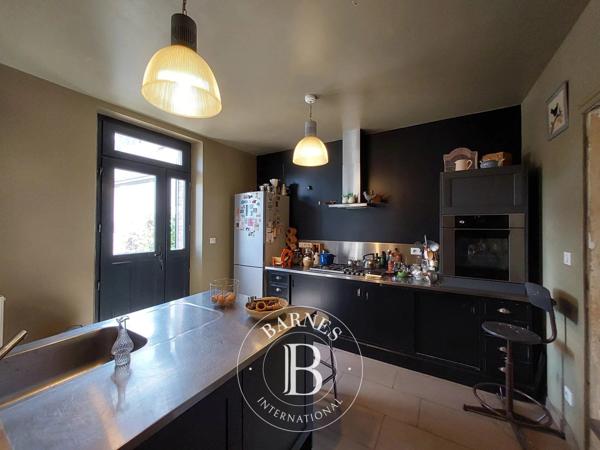 Courville-sur-Eure, Maison 6 Chambres -  370 m² à vendre