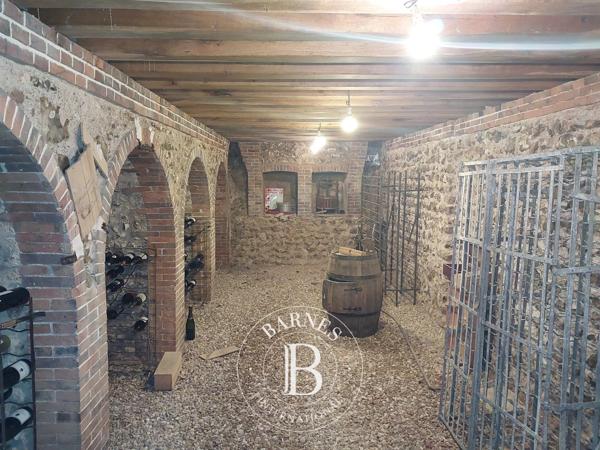 Courville-sur-Eure, Maison 6 Chambres -  370 m² à vendre