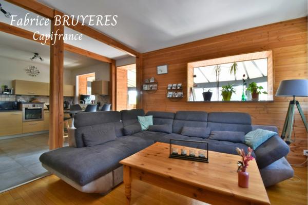 Maison à vendre 9 pièces MEYMAC (19)