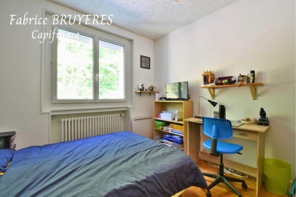 Maison à vendre 9 pièces MEYMAC (19)