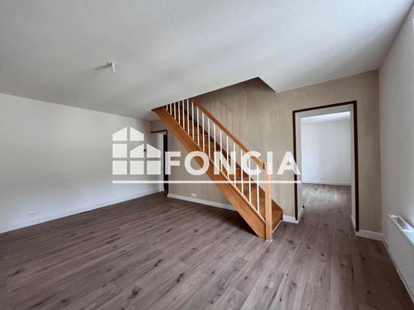 Location Appartement 4 pièces 84.78 m² - 34 RUE JULES FERRY Neuves-maisons 54230