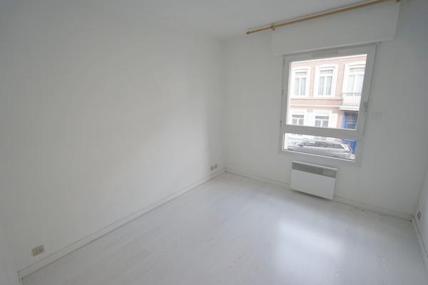 LILLE - APPARTEMENT - T3