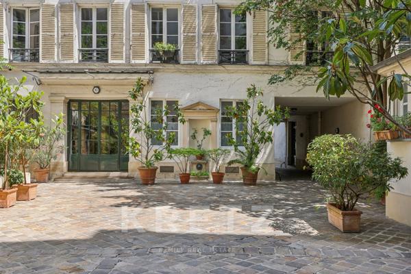 Pied-à-terre à deux pas de l'Élysée