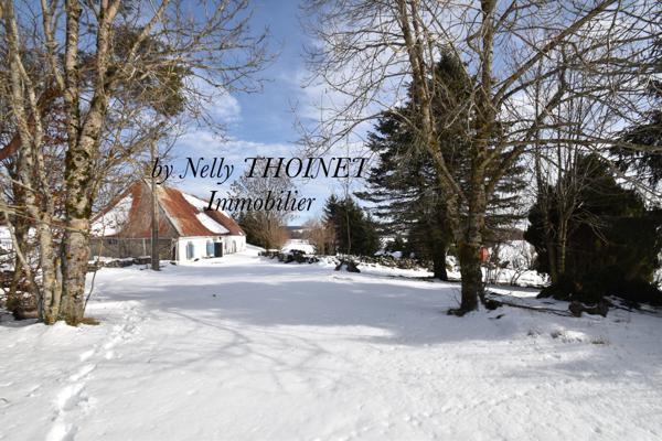 Besse-et-Saint-Anastaise (63610) Dépt 63, secteur BESSE ET ST ANASTAISE, Ancienne FERMETTE restaurée, 83 m2, isolée sur terrain de 4545m2