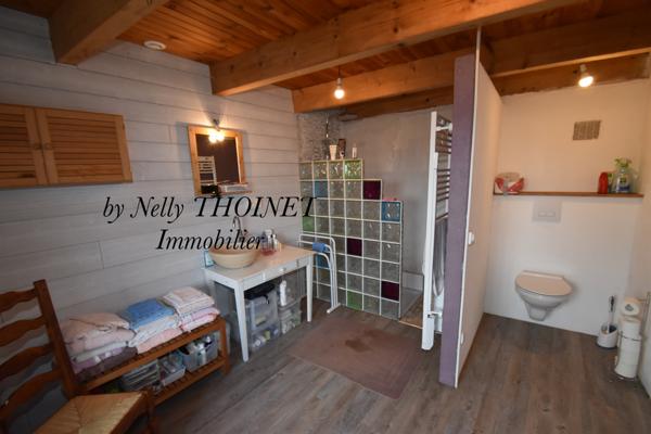 Besse-et-Saint-Anastaise (63610) Dépt 63, secteur BESSE ET ST ANASTAISE, Ancienne FERMETTE restaurée, 83 m2, isolée sur terrain de 4545m2