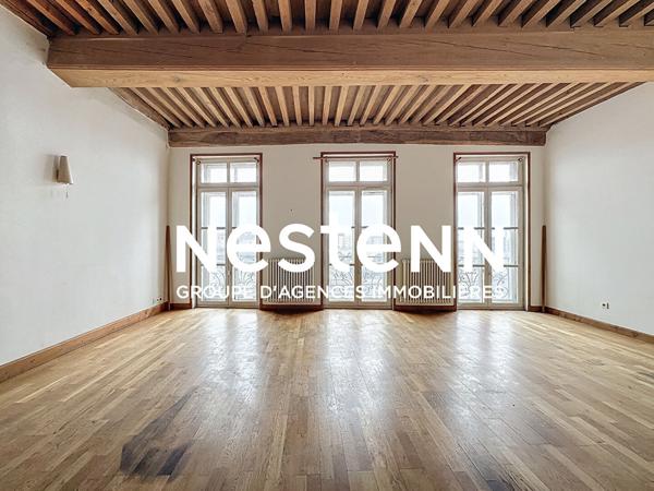 A vendre : Bel Appartement avec cachet - vue Saône - hyper centre Mâcon 71000