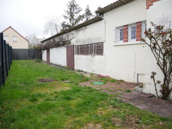 MAISON de 1930 3 chambres à St JULIEN
