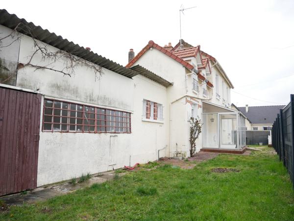MAISON de 1930 3 chambres à St JULIEN