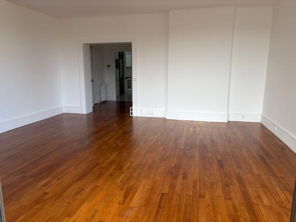Location Appartement 3 pièces 102.31 m² - Saint-cloud 92210