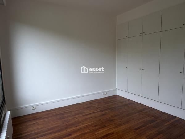Location Appartement 3 pièces 102.31 m² - Saint-cloud 92210
