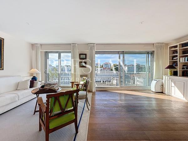 Appartement en Nue-Propriété – Biarritz Saint-Charles, terrasses et vue océan, parking et ascenseur, BIARRITZ