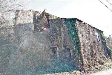 Divers à vendre à Rieupeyroux dans l'Aveyron (12240), ref : 3118 Divers à vendre à Rieupeyroux dans l'Aveyron (12240), ref : 3118