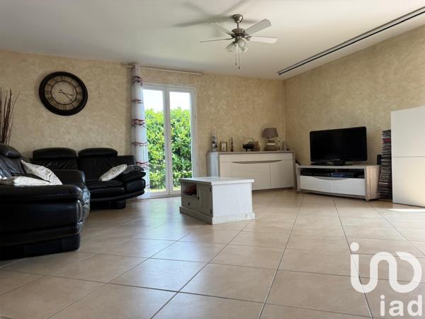 House for sale 5 rooms 122 m² Castres-Gironde