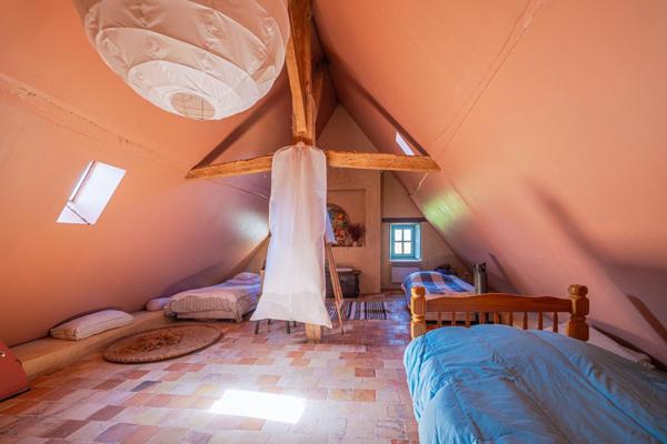 Maison à Saint-Calais, 72120 - 8 pièces 178m²