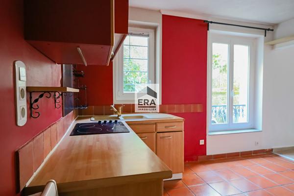 Grand Studio de 28.31 m2 avec courette privative !