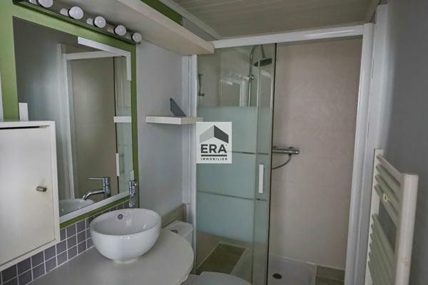 Grand Studio de 28.31 m2 avec courette privative !