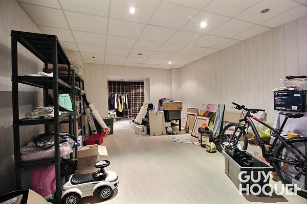 Maison 6 pièces de 110 m² avec studio indépendant à Grigny Village