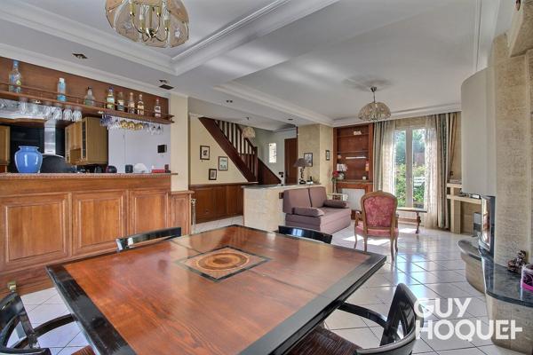 Maison 6 pièces de 110 m² avec studio indépendant à Grigny Village