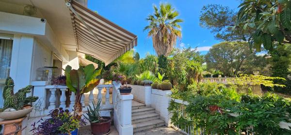 MAISON OLLIOULES - FAVEYROLLES- 295 m ²