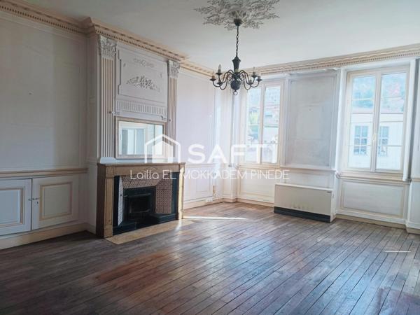 Appartement lumineux à Nantua, 2? étage – Vue dominante sur l'ABBATIALE St-Michel