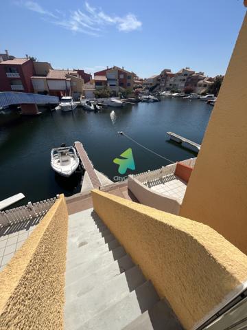 EXCLUSIVITÉ – BIEN D’EXCEPTION AVEC PONTON PRIVATIF – VUE MARINA
