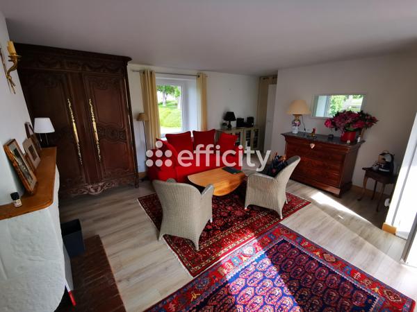 Maison
         3 pièces
        - 75 m² Exclusivité 143 000 € *
