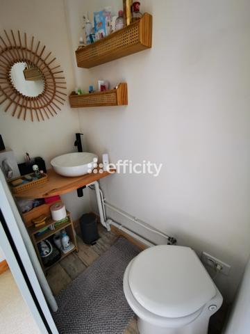 Maison
         3 pièces
        - 75 m² Exclusivité 143 000 € *