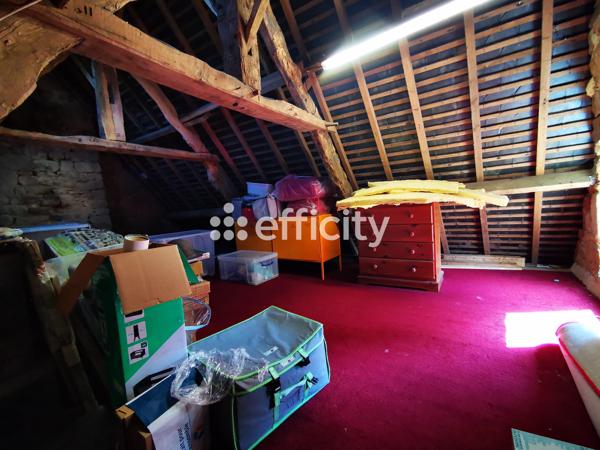 Maison
         3 pièces
        - 75 m² Exclusivité 143 000 € *
