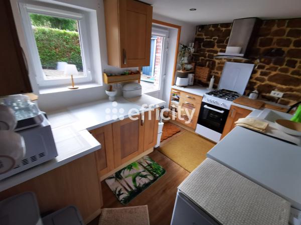 Maison
         3 pièces
        - 75 m² Exclusivité 143 000 € *
