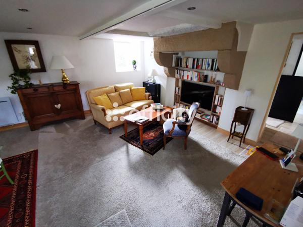 Maison
         3 pièces
        - 75 m² Exclusivité 143 000 € *