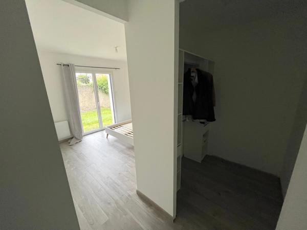 SAINT CYR EN TALMONDAIS (85) A 15 MIN DES PLAGES VILLA PLAIN PIED GRAND CONFORT 3 CHAMBRES HANGAR JARDIN