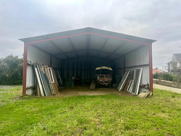 SAINT CYR EN TALMONDAIS (85) A 15 MIN DES PLAGES VILLA PLAIN PIED GRAND CONFORT 3 CHAMBRES HANGAR JARDIN