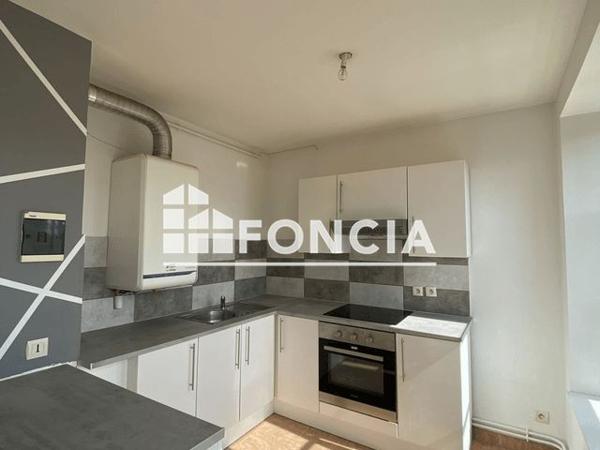 Location Appartement 3 pièces 62 m² - 6 RUE ROVIGO Sedan 08200