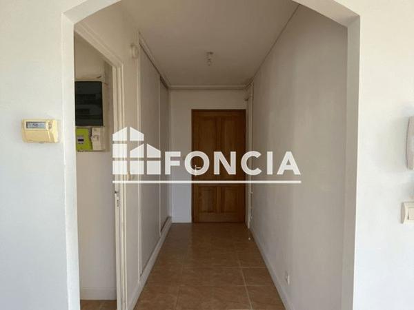 Location Appartement 3 pièces 62 m² - 6 RUE ROVIGO Sedan 08200