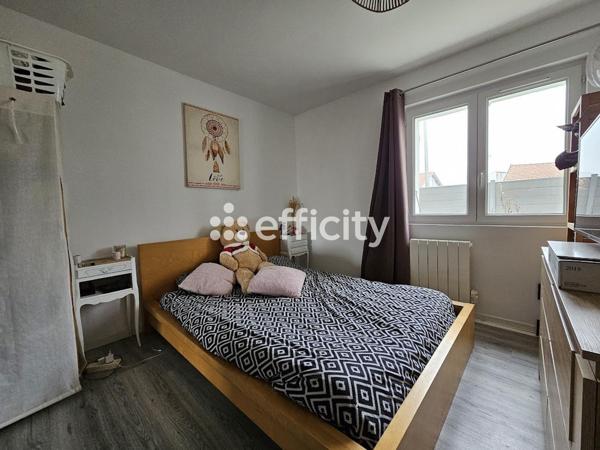 Maison 3 pièces - 77 m²