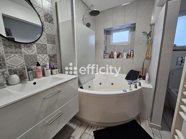 Maison 3 pièces - 77 m²