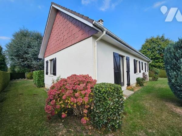 A VENDRE - LE MESNIL ESNARD

Maison de plain pied de 1981 composée d'une entrée, séjour - sal...