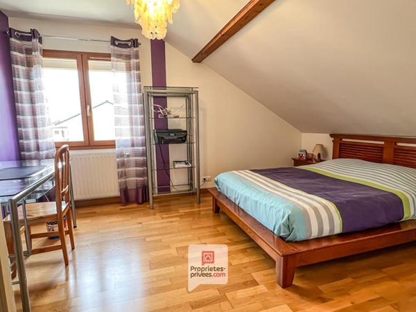 Maison familiale 122 m2 - 4 chambres - terrasse - jardin -  Crolles (38920)